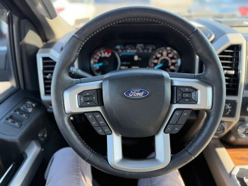 Used 2020 Ford F150 Lariat w/ Equipment Group 502A Luxury image 17