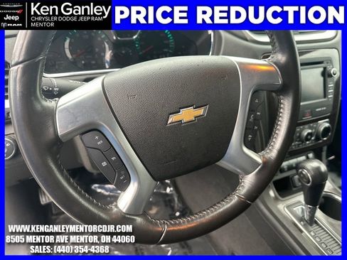 Used 2017 Chevrolet Traverse LT image 12