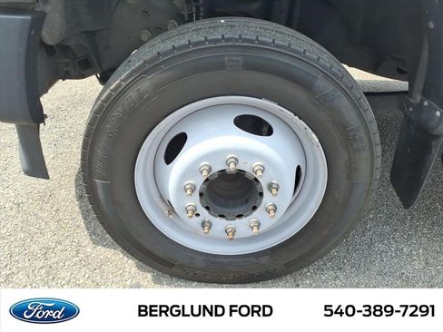 Used 2021 Ford F550 2WD Regular Cab Super Duty image 11