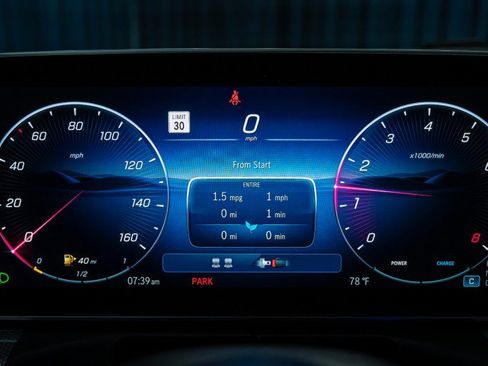 New 2026 Mercedes-Benz CLE 300 4MATIC Coupe image 15