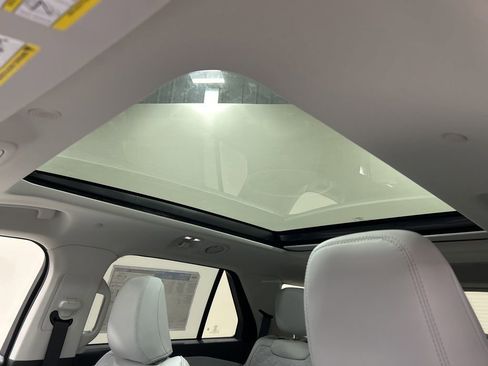 New 2026 Ford Explorer Platinum AWD/4WD image 30