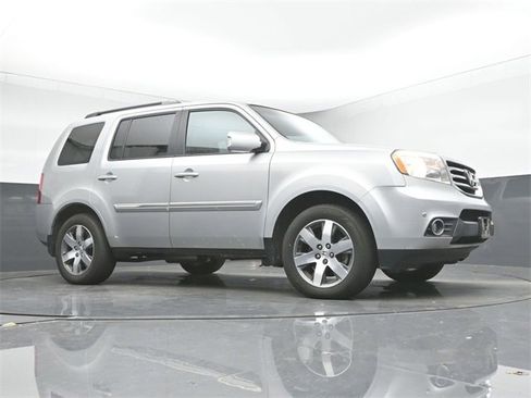 Used 2014 Honda Pilot Touring image 9