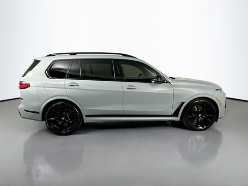 New 2026 BMW X7 M60i image 4