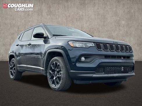 New 2026 Jeep Compass Latitude image 1