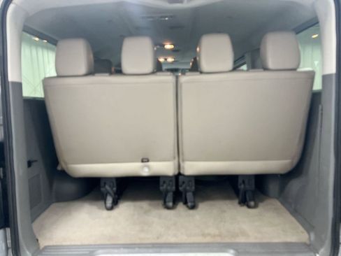 Used 2016 Nissan NV 3500 SL image 24