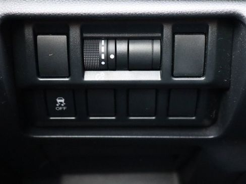 Used 2018 Subaru Crosstrek 2.0i Premium image 28