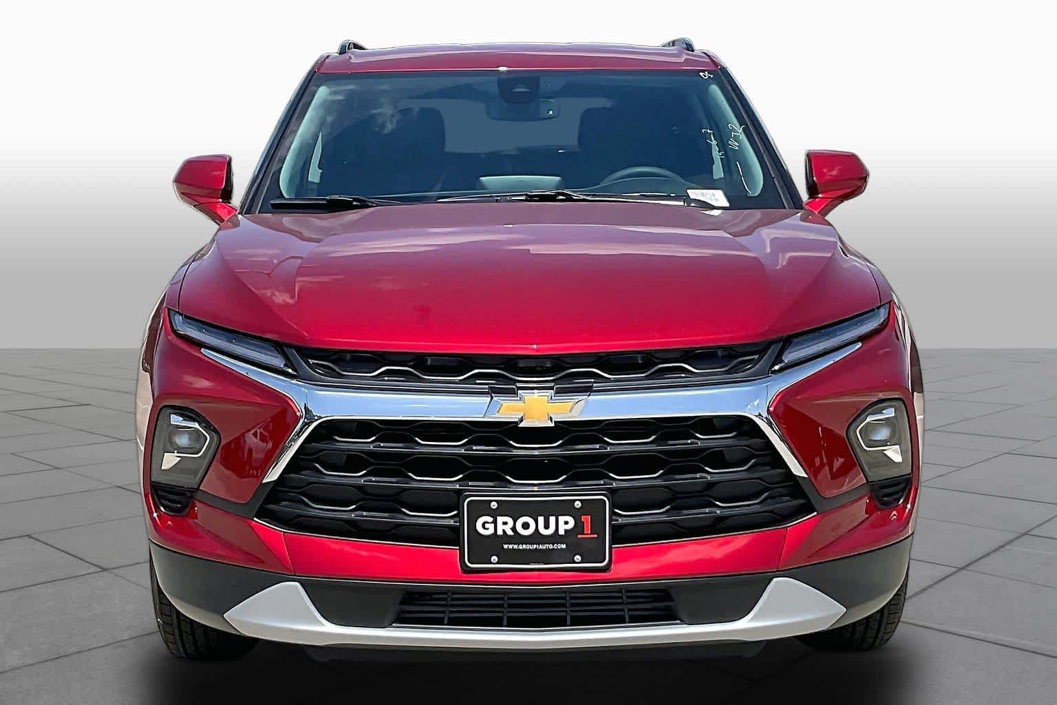 New 2026 Chevrolet Blazer LT w/ Convenience Package FWD image 2