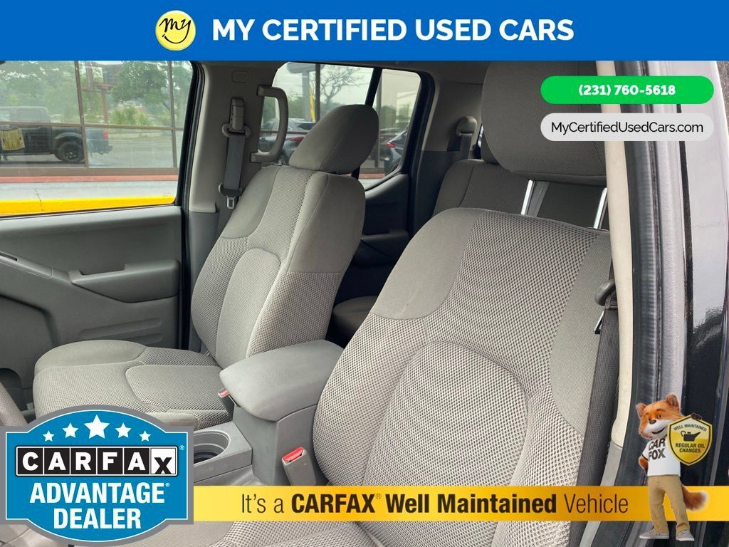 Used 2021 Nissan Frontier SV w/ Midnight Edition Floor Mats AWD/4WD image 13