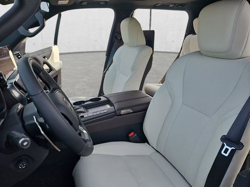 New 2026 Lexus LX 600 4WD w/ Appearance Package image 17