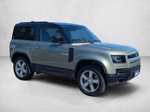 Used 2022 Land Rover Defender 90 X-Dynamic HSE AWD/4WD image 3