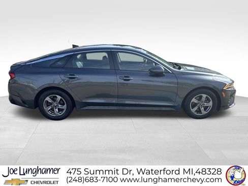 Used 2021 Kia K5 LXS FWD image 2