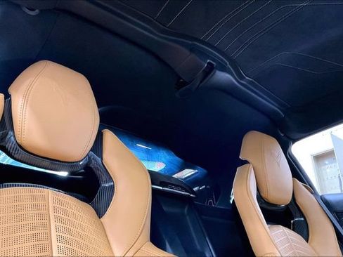 Used 2021 Chevrolet Corvette Stingray Premium Cpe w/ Z51 Performance Package RWD image 22