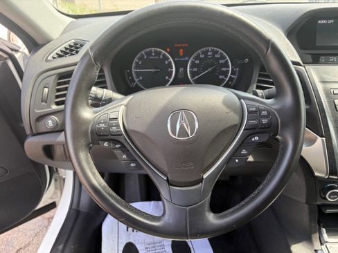 Used 2018 Acura ILX image 15