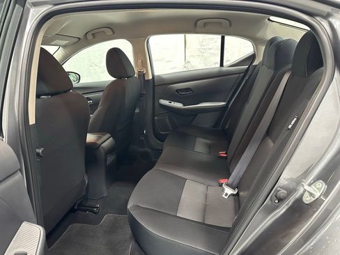 Used 2025 Nissan Sentra SV image 43