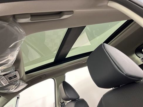 New 2026 Nissan Rogue SV image 32