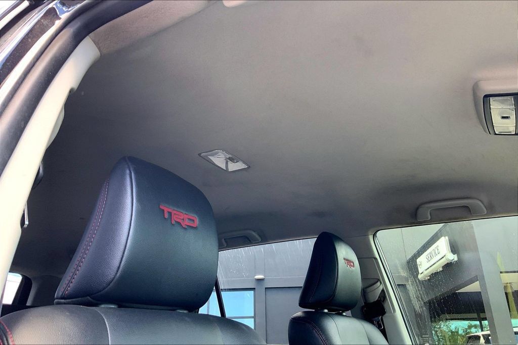 Used 2018 Toyota 4Runner TRD Pro AWD/4WD image 19