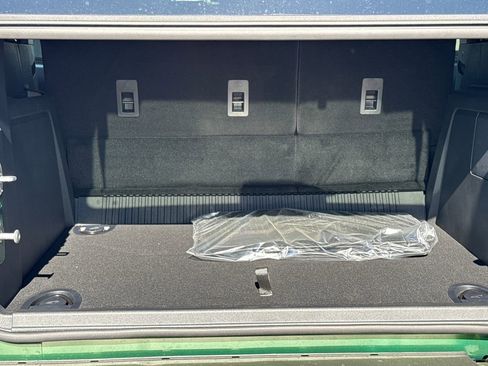 New 2025 Ford Bronco Badlands image 22