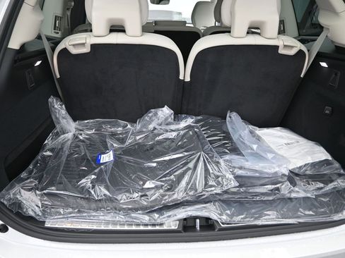 New 2026 Volvo XC90 B6 Ultra w/ Protection Package AWD/4WD image 28