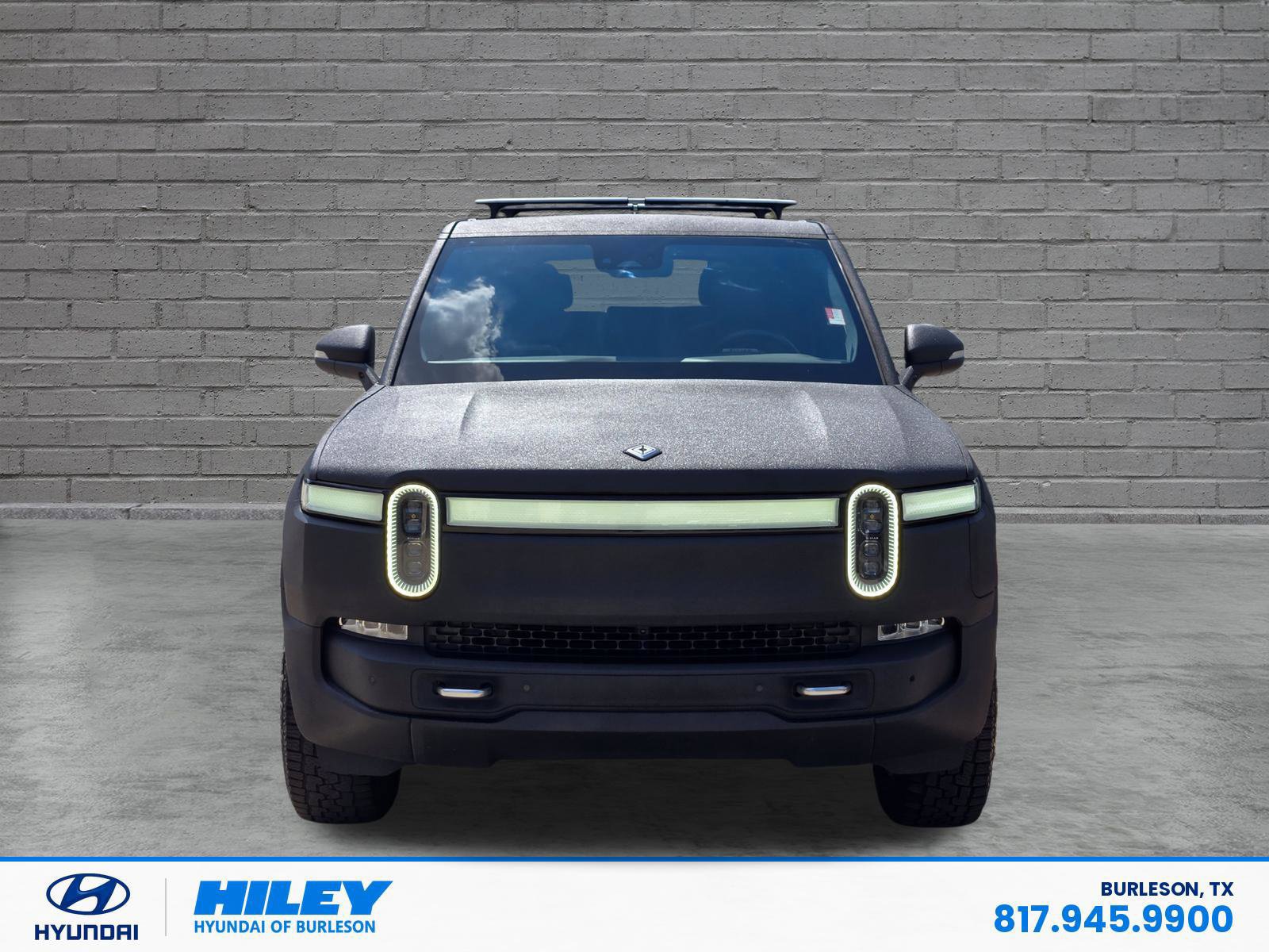 Used 2023 Rivian R1S Adventure Quad AWD/4WD image 6