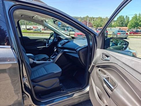 Used 2016 Ford Escape SE AWD/4WD image 23
