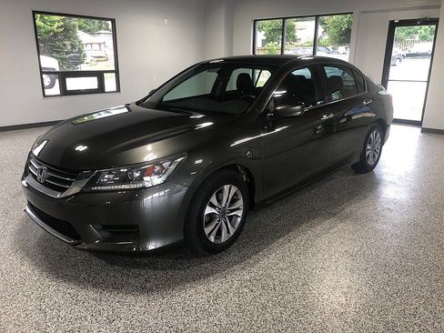Used 2015 Honda Accord LX image 1