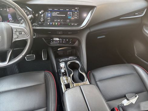 Used 2022 Buick Envision Essence w/ Sport Touring Package image 19