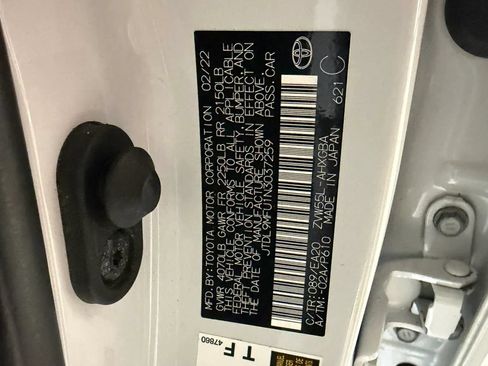 Used 2022 Toyota Prius XLE AWD/4WD image 60