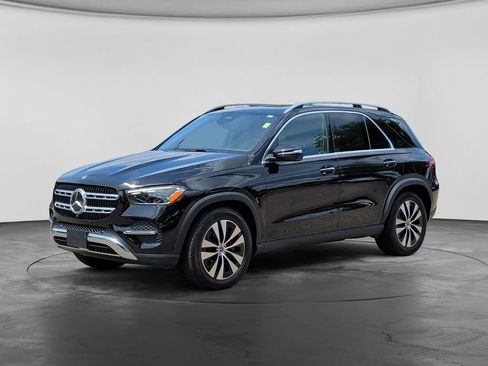 Used 2025 Mercedes-Benz GLE 450 4MATIC image 3
