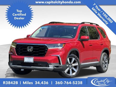 Certified 2025 Honda Pilot Touring image 1