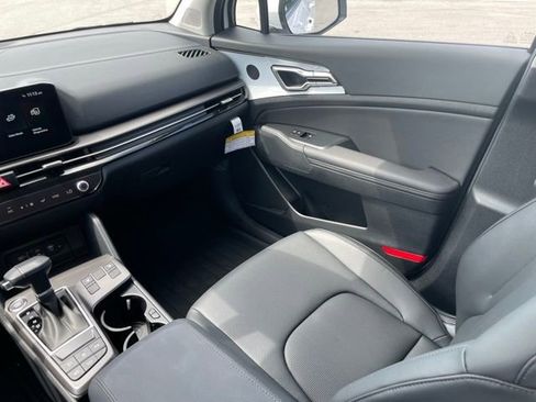 New 2026 Kia Sportage EX image 22