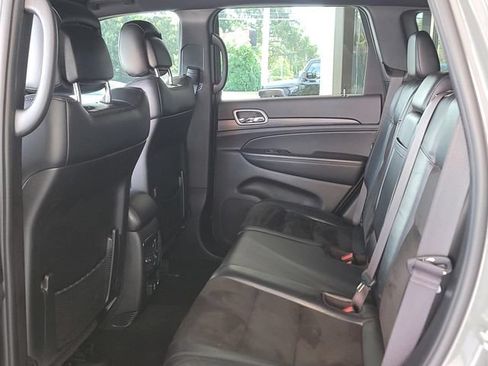 Used 2021 Jeep Grand Cherokee Laredo X AWD/4WD image 14