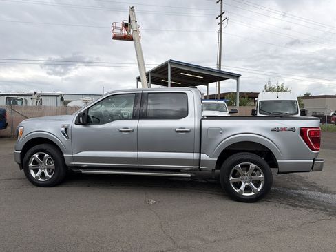 Used 2022 Ford F150 XLT w/ Equipment Group 302A High AWD/4WD image 2