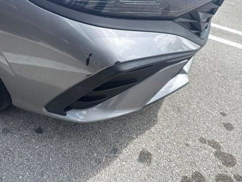 Certified 2025 Hyundai Elantra SE image 5