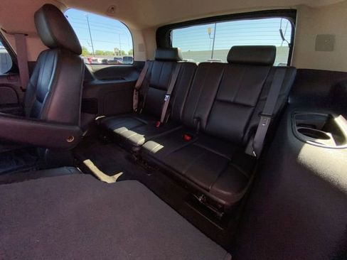 Used 2011 Chevrolet Tahoe LT w/ Luxury Package AWD/4WD image 21