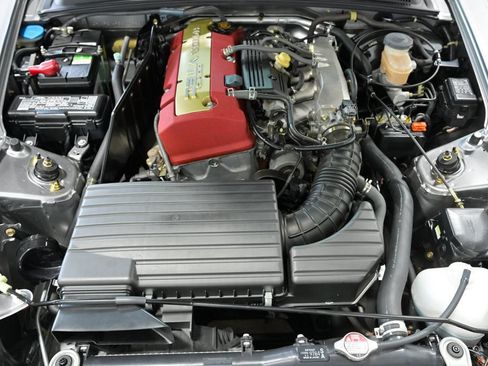 Used 2005 Honda S2000 image 24