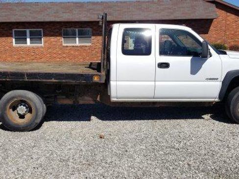 Used 2006 Chevrolet Silverado 3500 2WD Extended Cab image 2