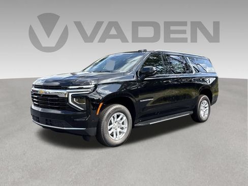 New 2026 Chevrolet Suburban LS RWD image 1