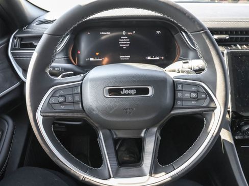 New 2025 Jeep Grand Cherokee Limited w/ Luxury Tech Group II image 27