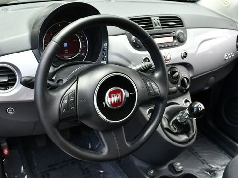 Used 2015 FIAT 500 Pop FWD image 3