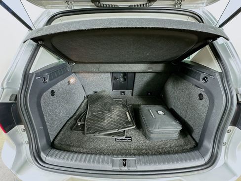 Used 2016 Volkswagen Tiguan SE AWD/4WD image 36