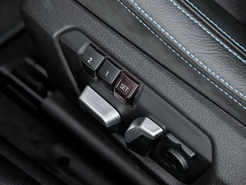 Used 2019 BMW M2 Competition image 25