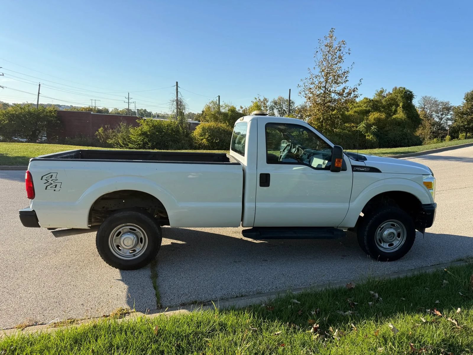 Used 2015 Ford F250 XL w/ Power Equipment Group AWD/4WD image 4