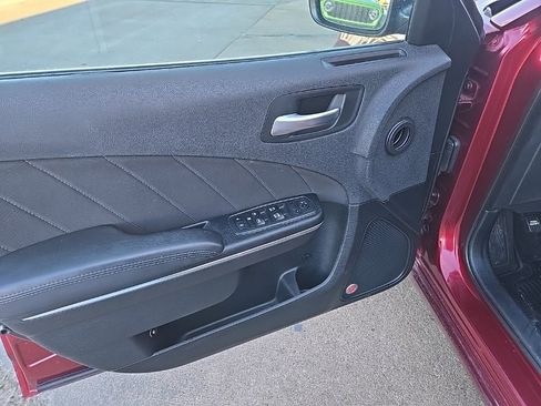 Used 2017 Dodge Charger SXT w/ Rallye Group image 31