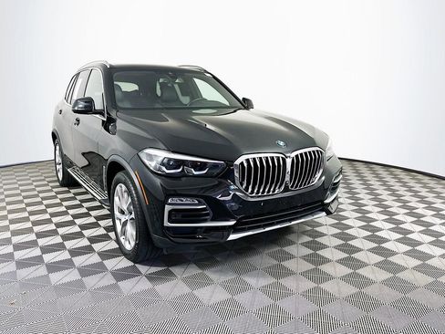 Used 2020 BMW X5 xDrive40i w/ Convenience Package image 2