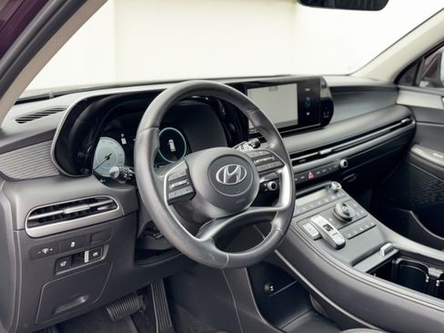 Used 2023 Hyundai Palisade Limited FWD image 4