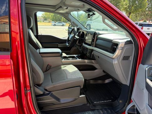 Used 2023 Ford F350 XLT w/ XLT Premium Package AWD/4WD image 7