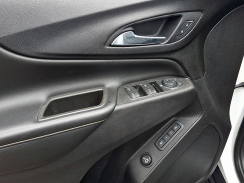 Used 2020 Chevrolet Equinox Premier AWD/4WD image 14