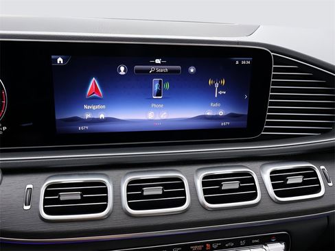 Certified 2025 Mercedes-Benz GLS 450 4MATIC image 25