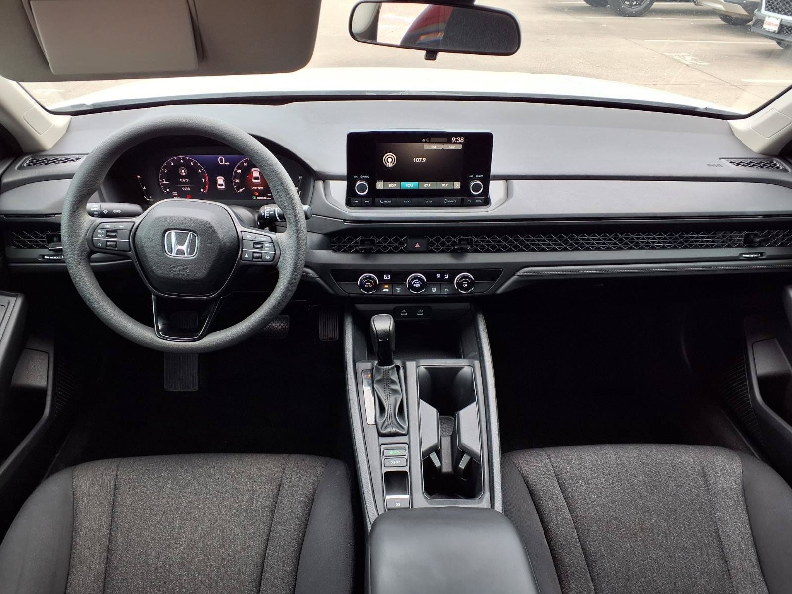 Certified 2023 Honda Accord LX image 4