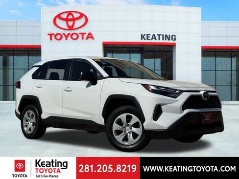 Certified 2025 Toyota RAV4 LE image 1